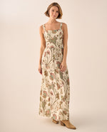 Vestido Largo Floral con Tirantes Ajustables - Blanco
