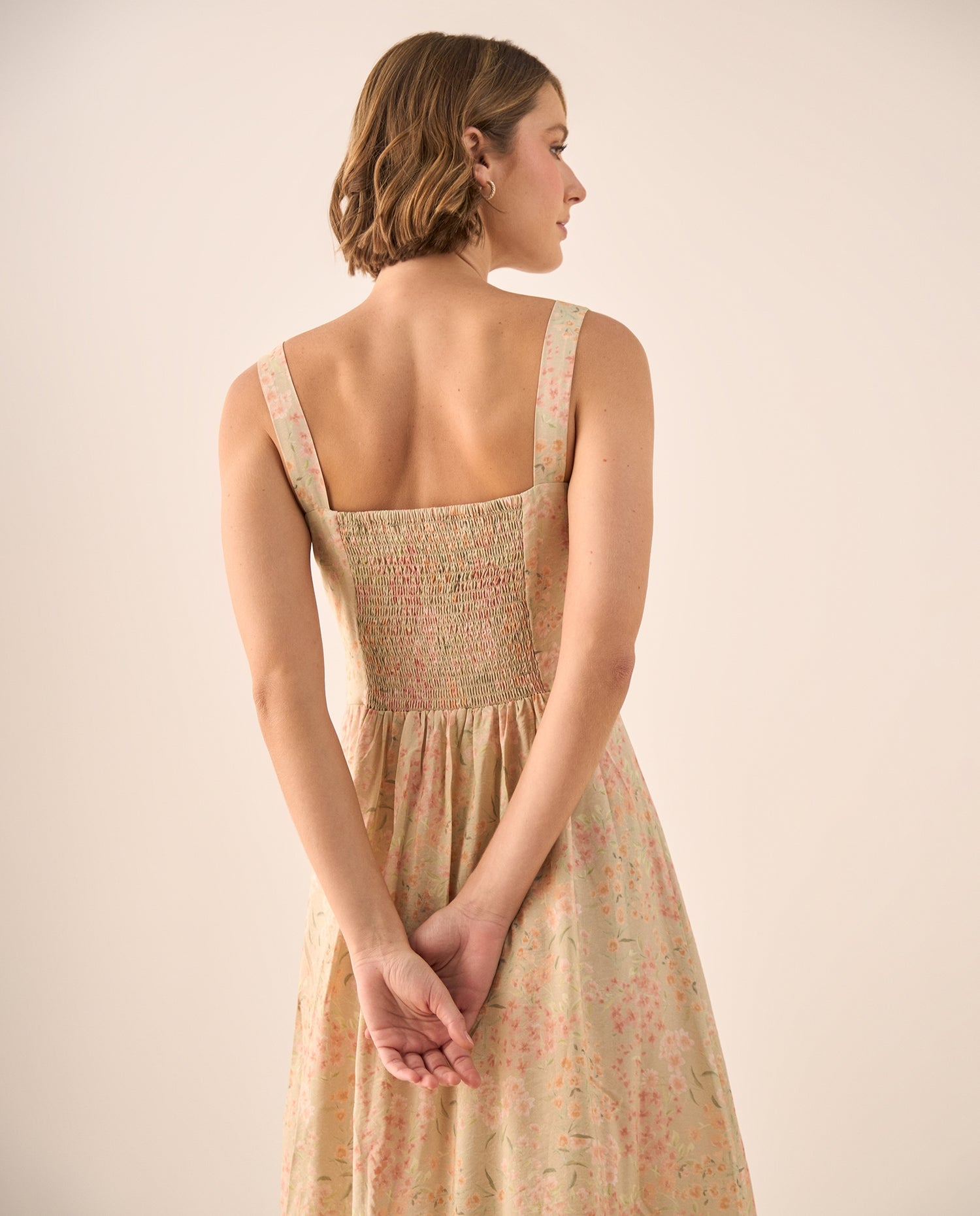 Vestido Largo con Estampado Floral Romántico - Rosa