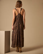 Vestido Largo Animal Print con Tirantes Cruzados - Beige