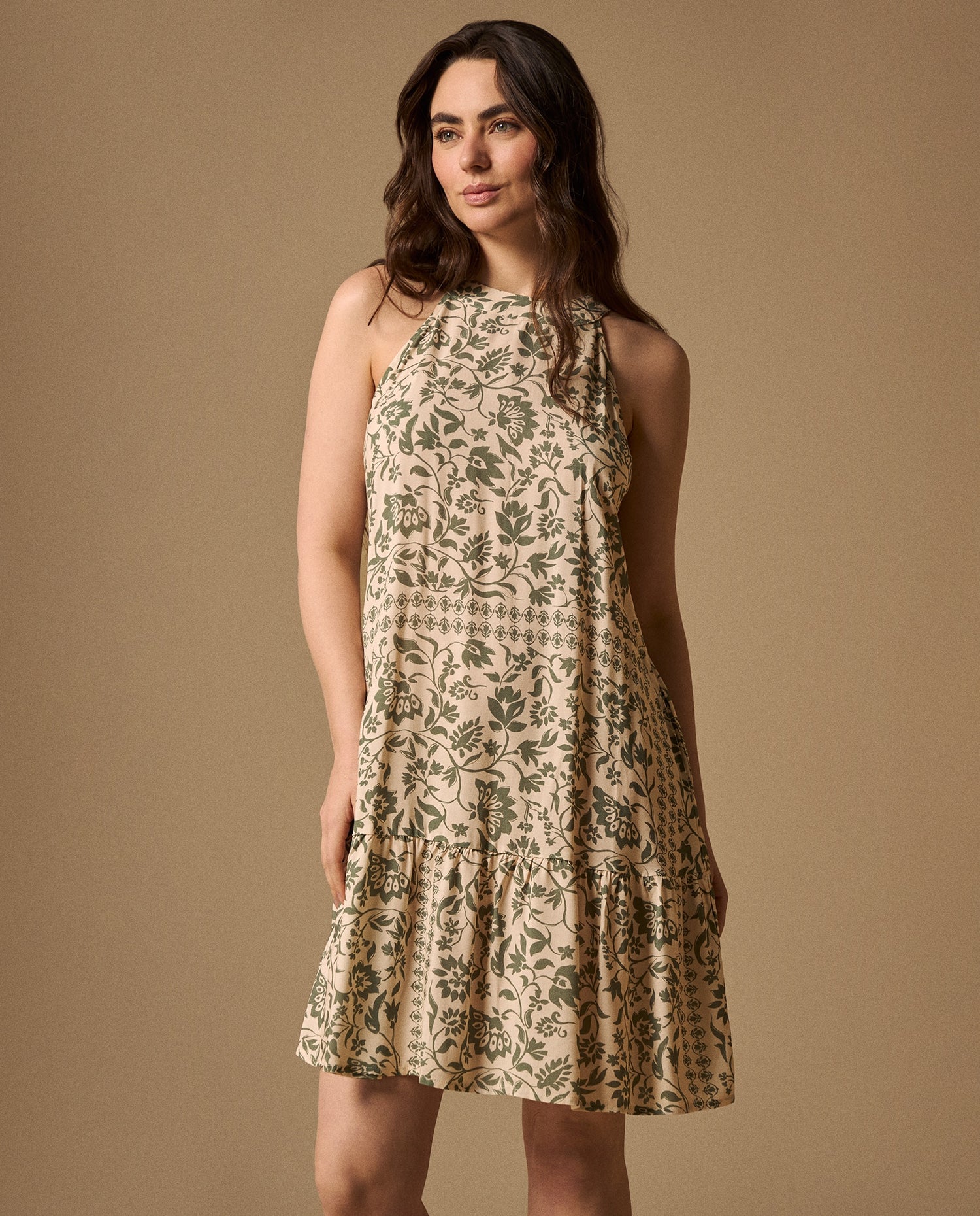 Vestido Floral con Volante - Blanco