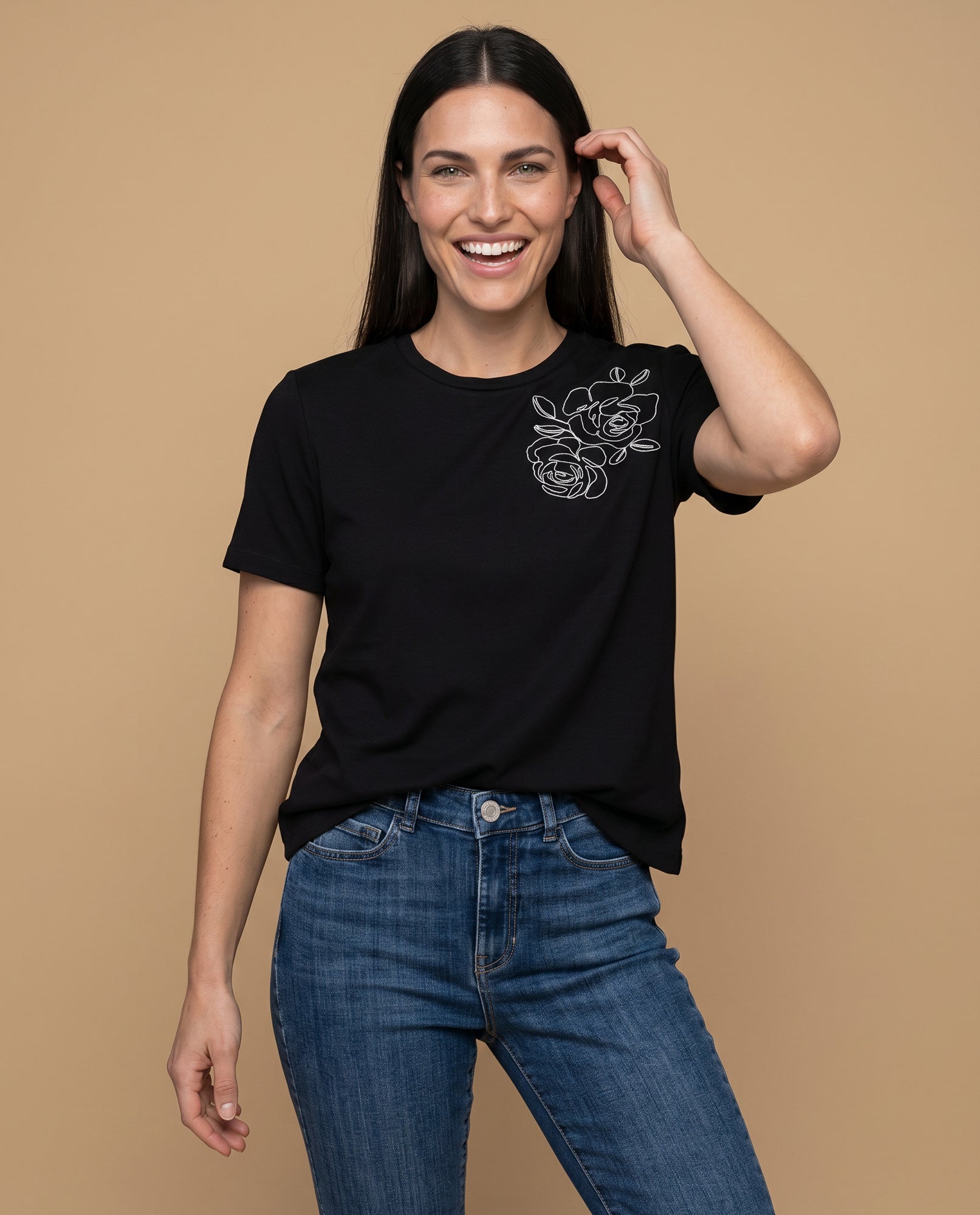 Camiseta manga corta bordada - Negro 34_901H000_NEG190303_0