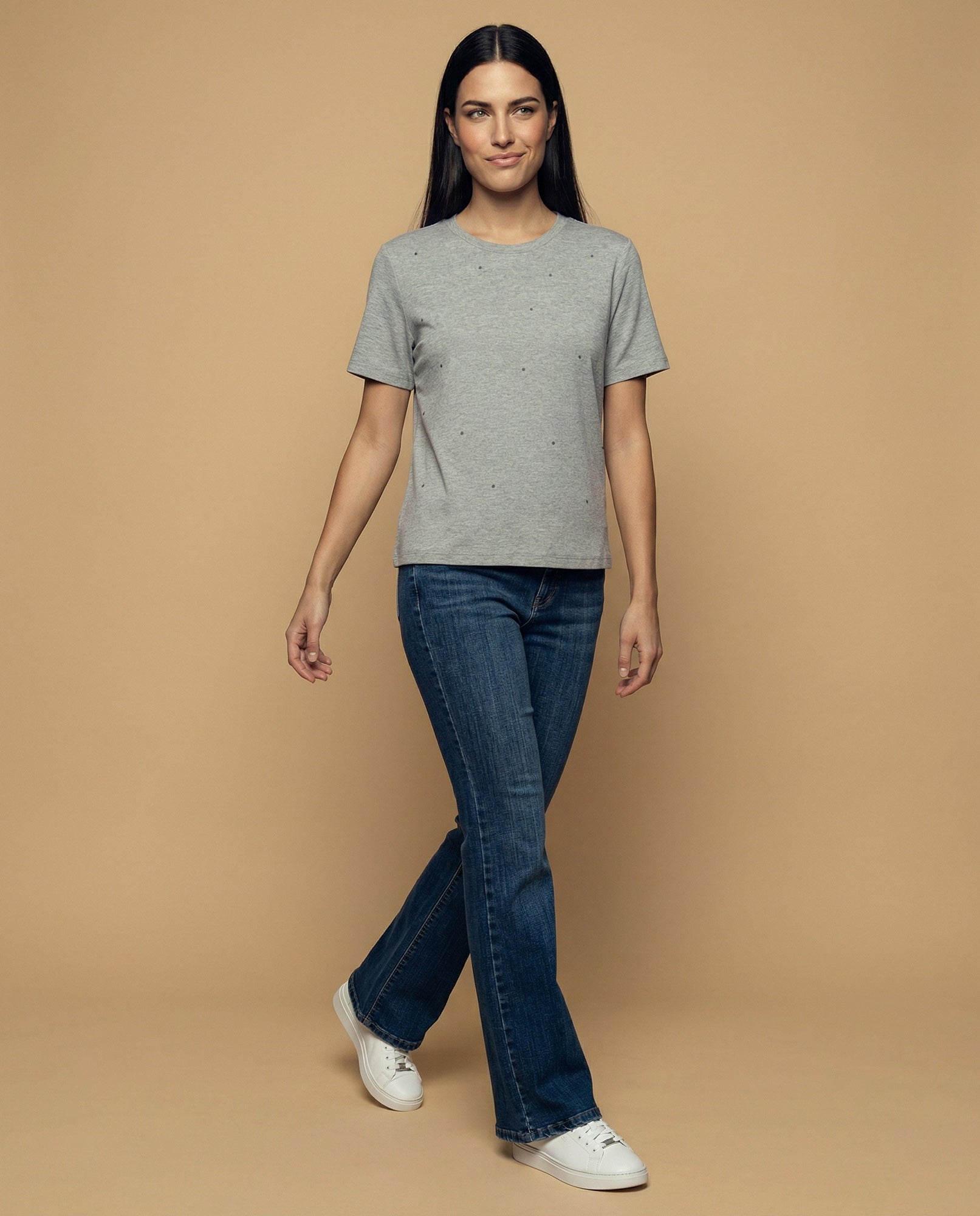 Camiseta manga corta con aplicaciones metálicas - Gris 34_902H010_GRI144503_5