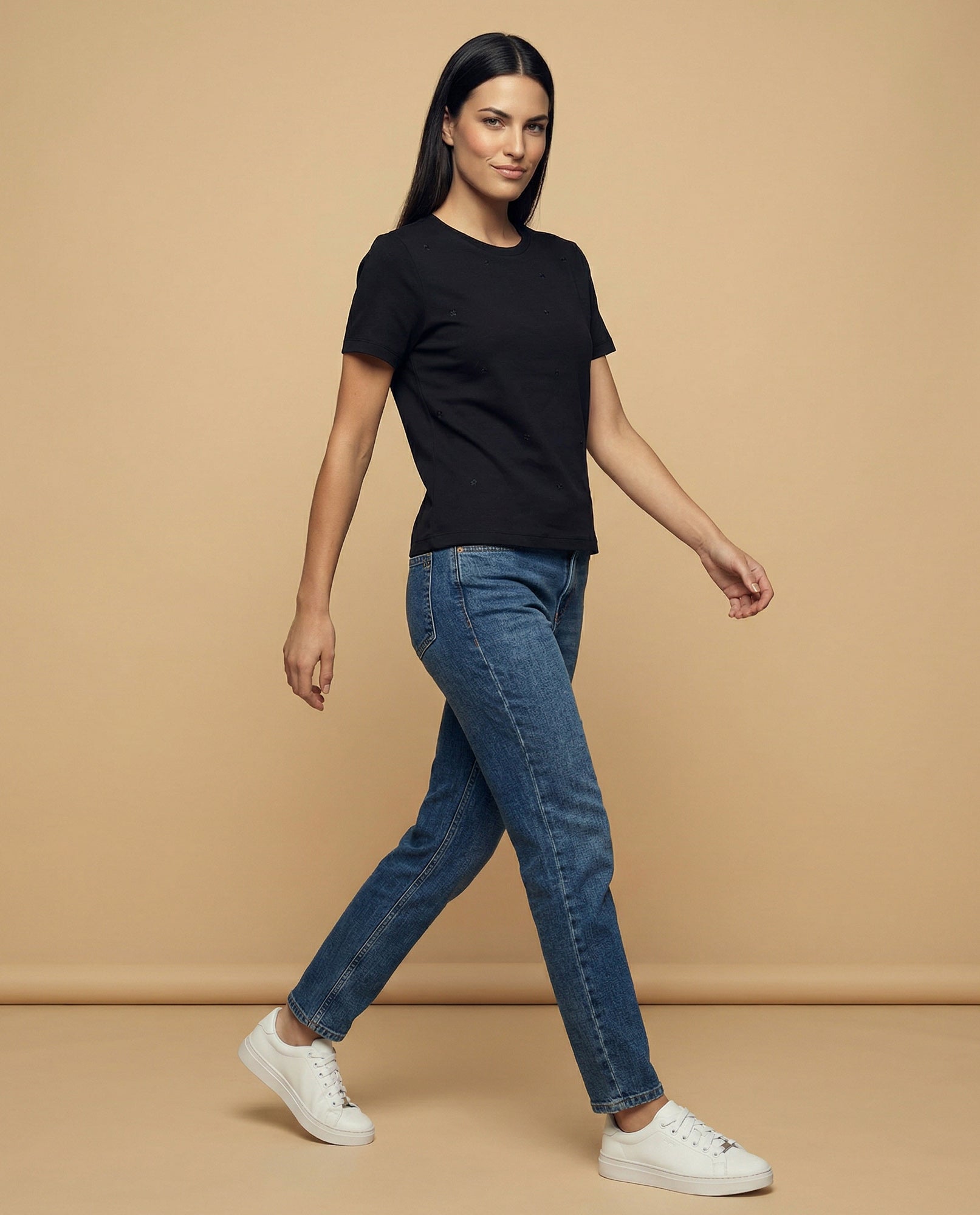 Camiseta básica cuello redondo manga corta - Negro 34_905H008_NEG190303_5