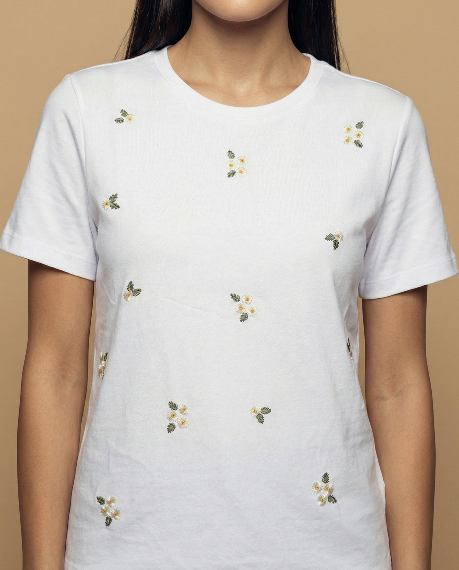 Camiseta bordada manga corta cuello redondo largo extendido - Crudo 34_905H021_CRU110602_3