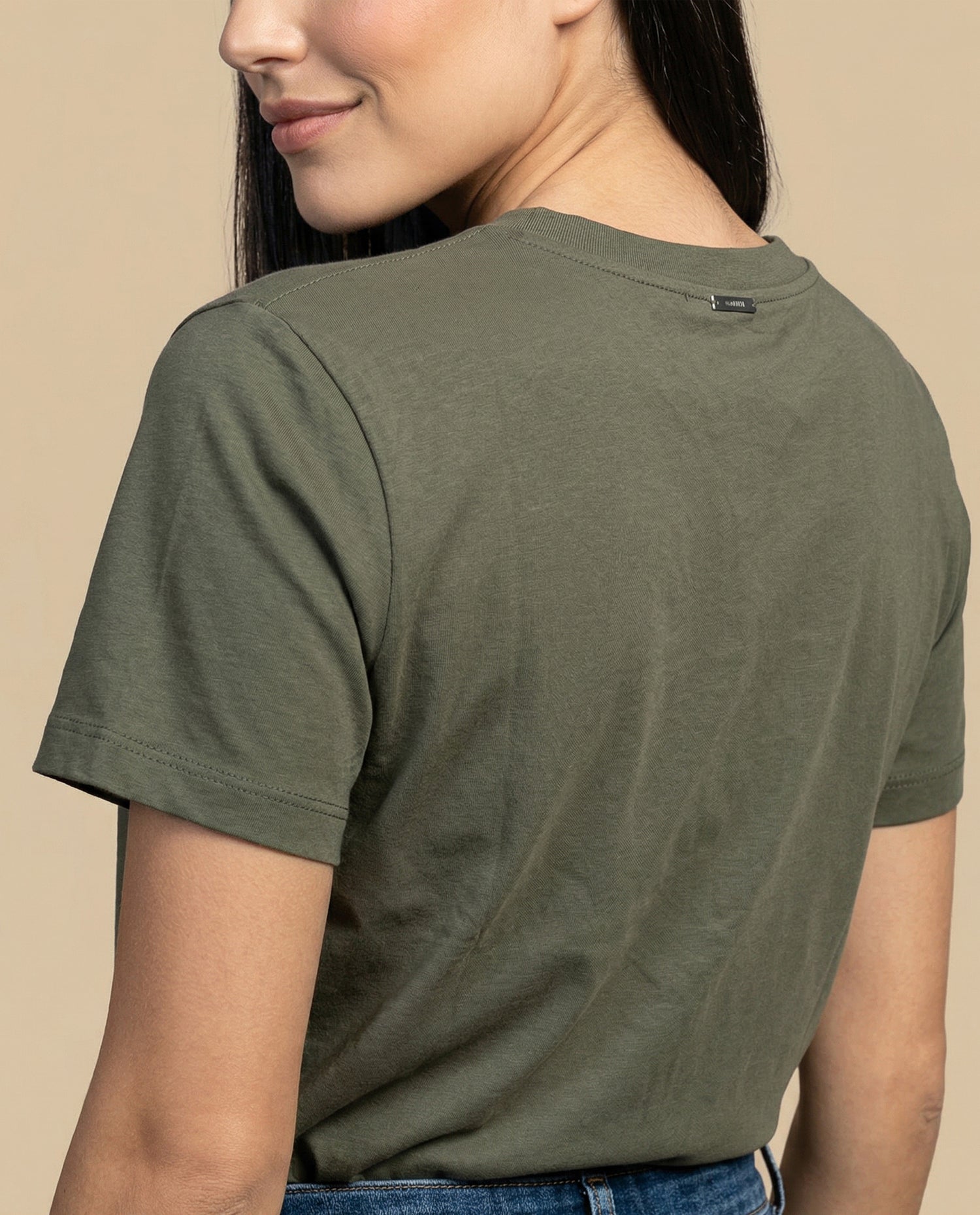 Camiseta bordada manga corta cuello redondo - Verde