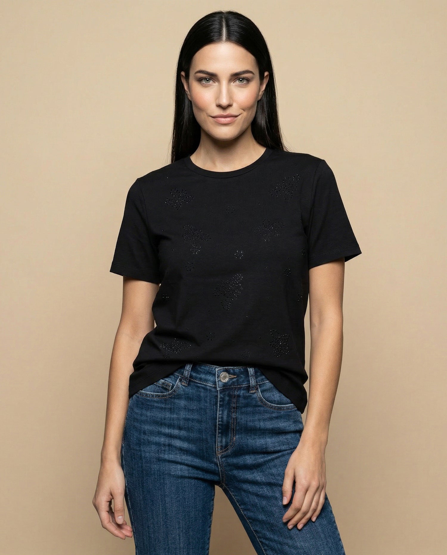 Camiseta bordada manga corta con largo extendido - Negro