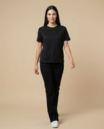 Camiseta cuello redondo con bordado frontal - Negro