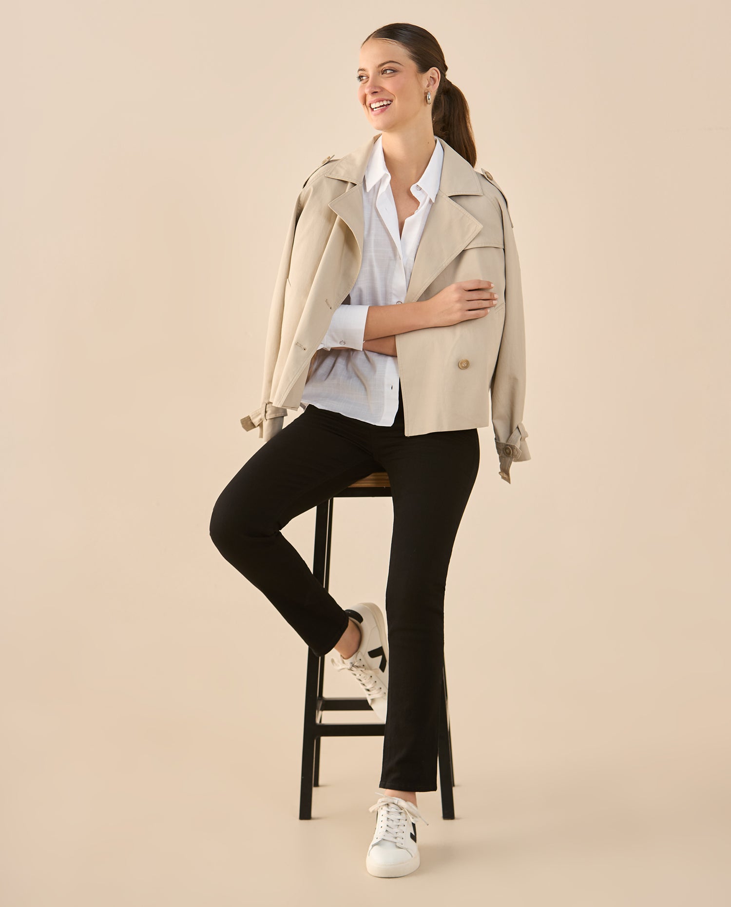 Camisa de diseño abierto para mujer - Blanco