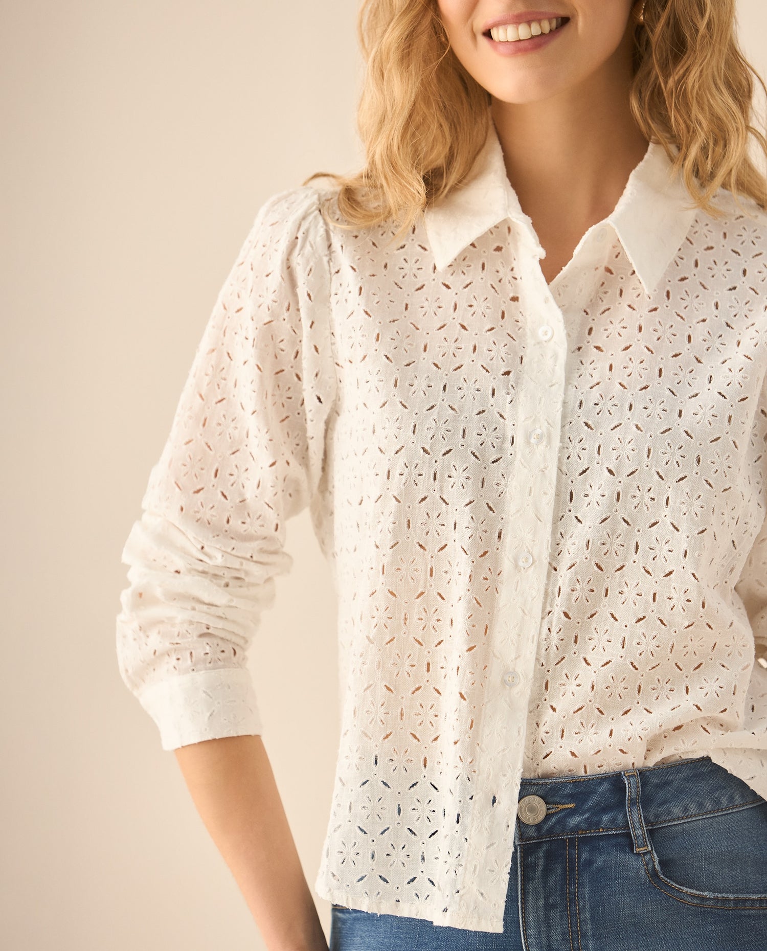 Camisa con detalles desagujados para mujer - Blanco