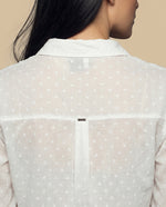Camisa manga larga con textura de puntos en relieve - Blanco