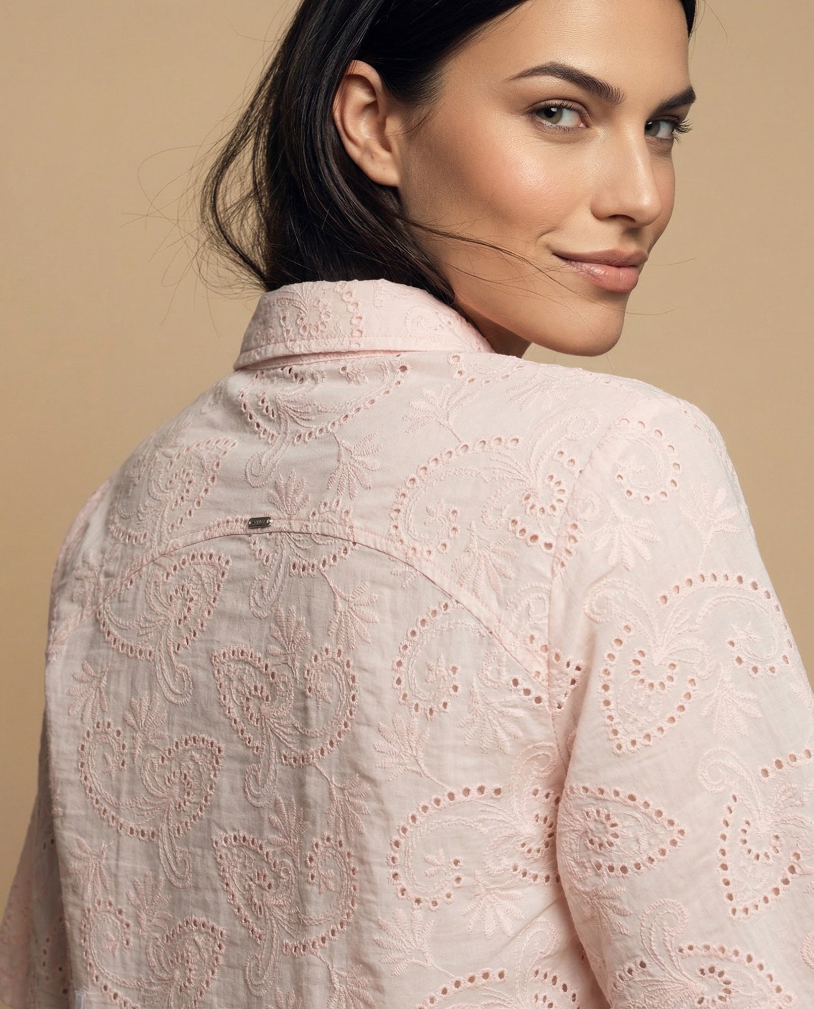 Camisa tejido con textura manga 3/4 cuello camisero - Rosa 34_912H013_ROS131520_6