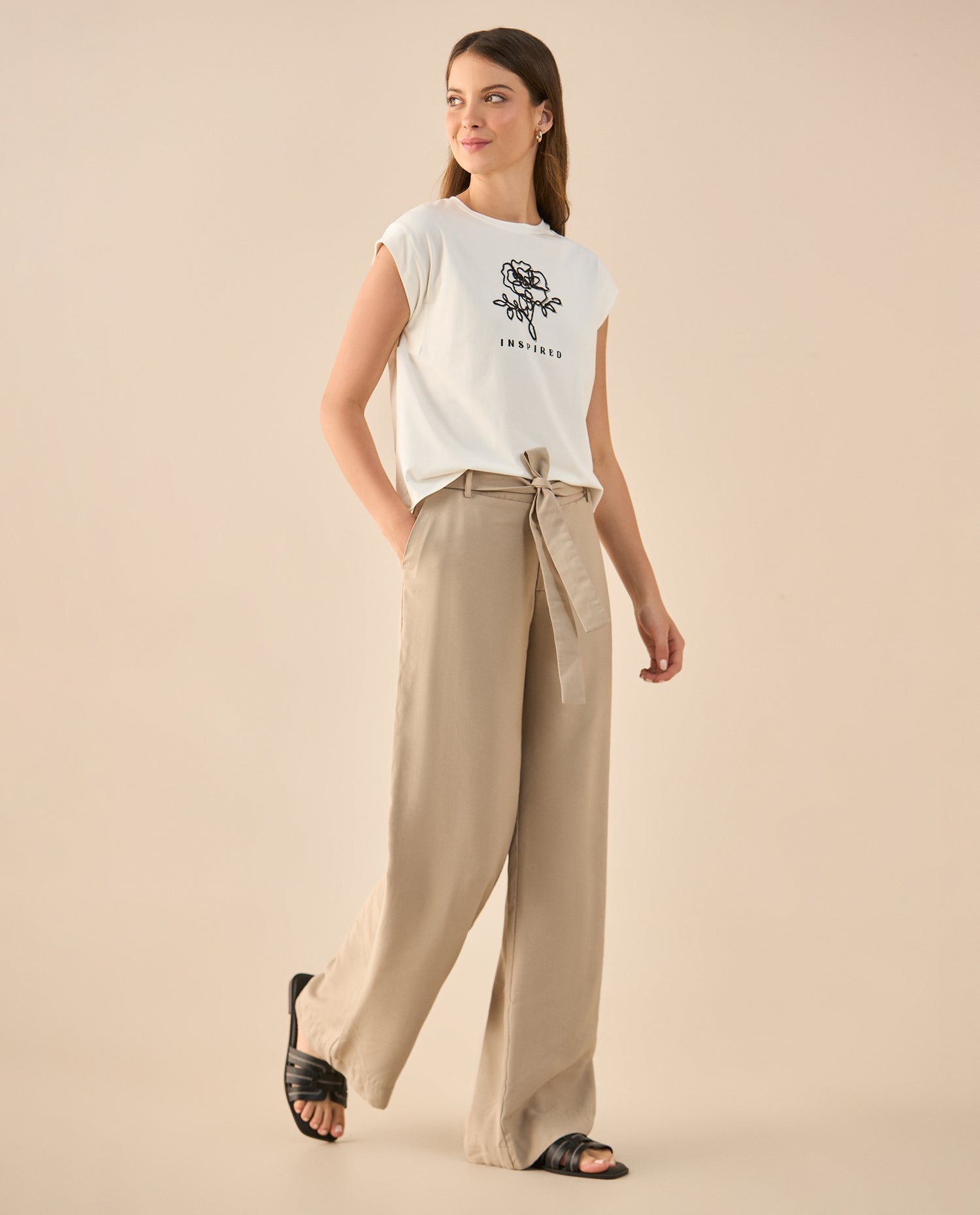 Pantalón con elástico posterior para mujer - Caqui