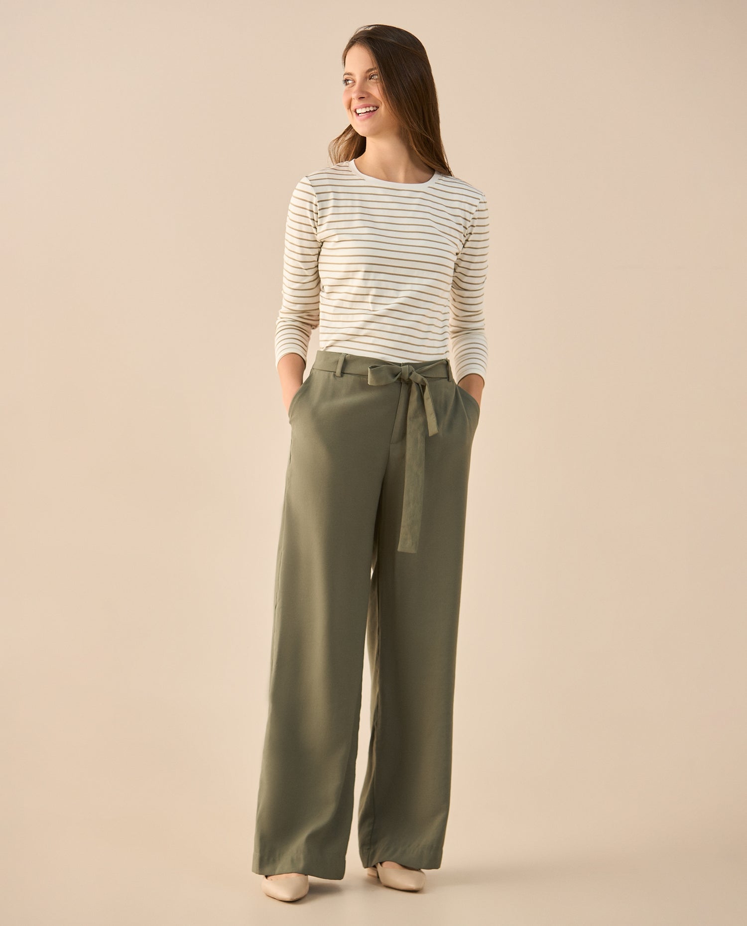 Pantalón con elástico posterior para mujer - Verde