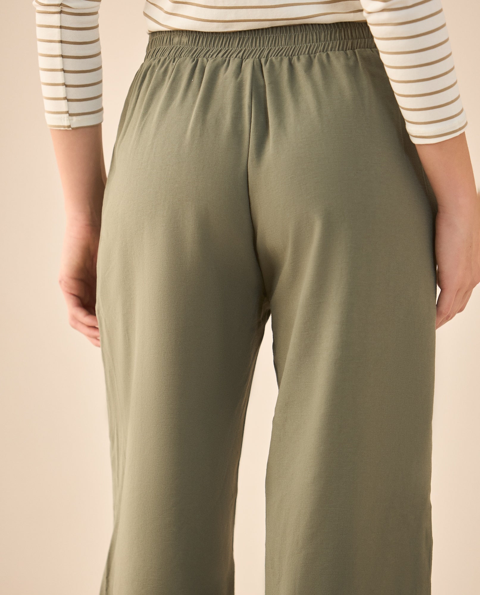 Pantalón con elástico posterior para mujer - Verde 34_932G300_VER144908_6