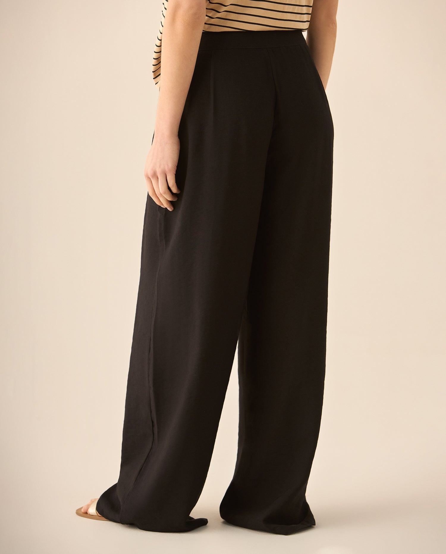 Pantalón clásico de silueta amplia para mujer - Negro