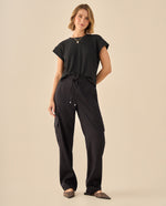 Pantalón Cargo con Bolsillos Funcionales - Negro