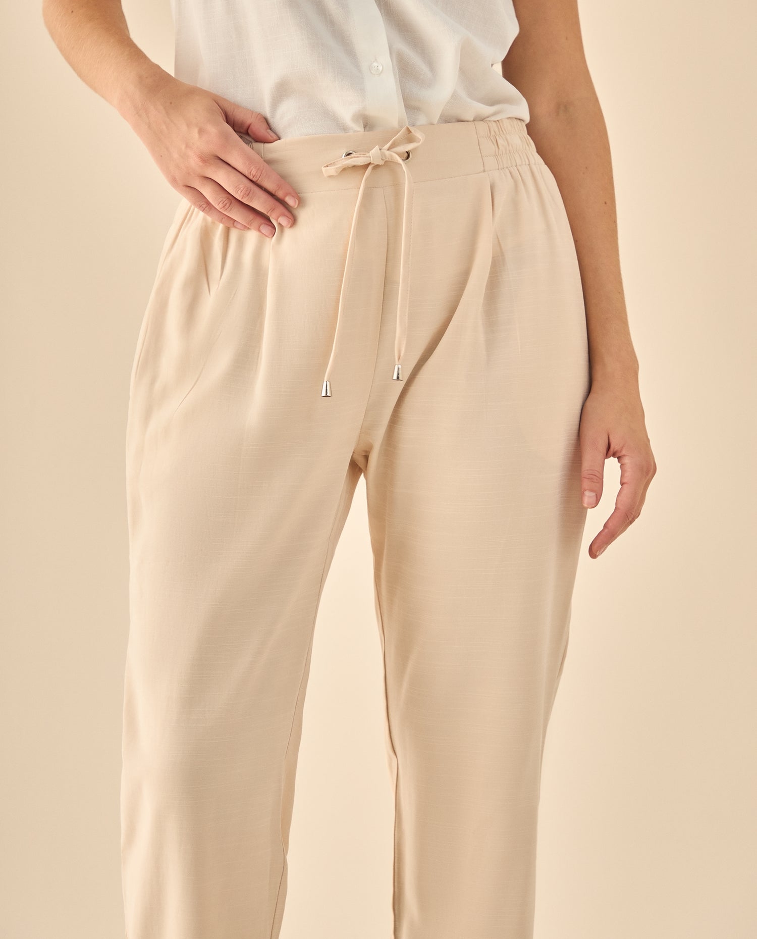 Pantalón Fluido con Cordón Ajustable - Beige