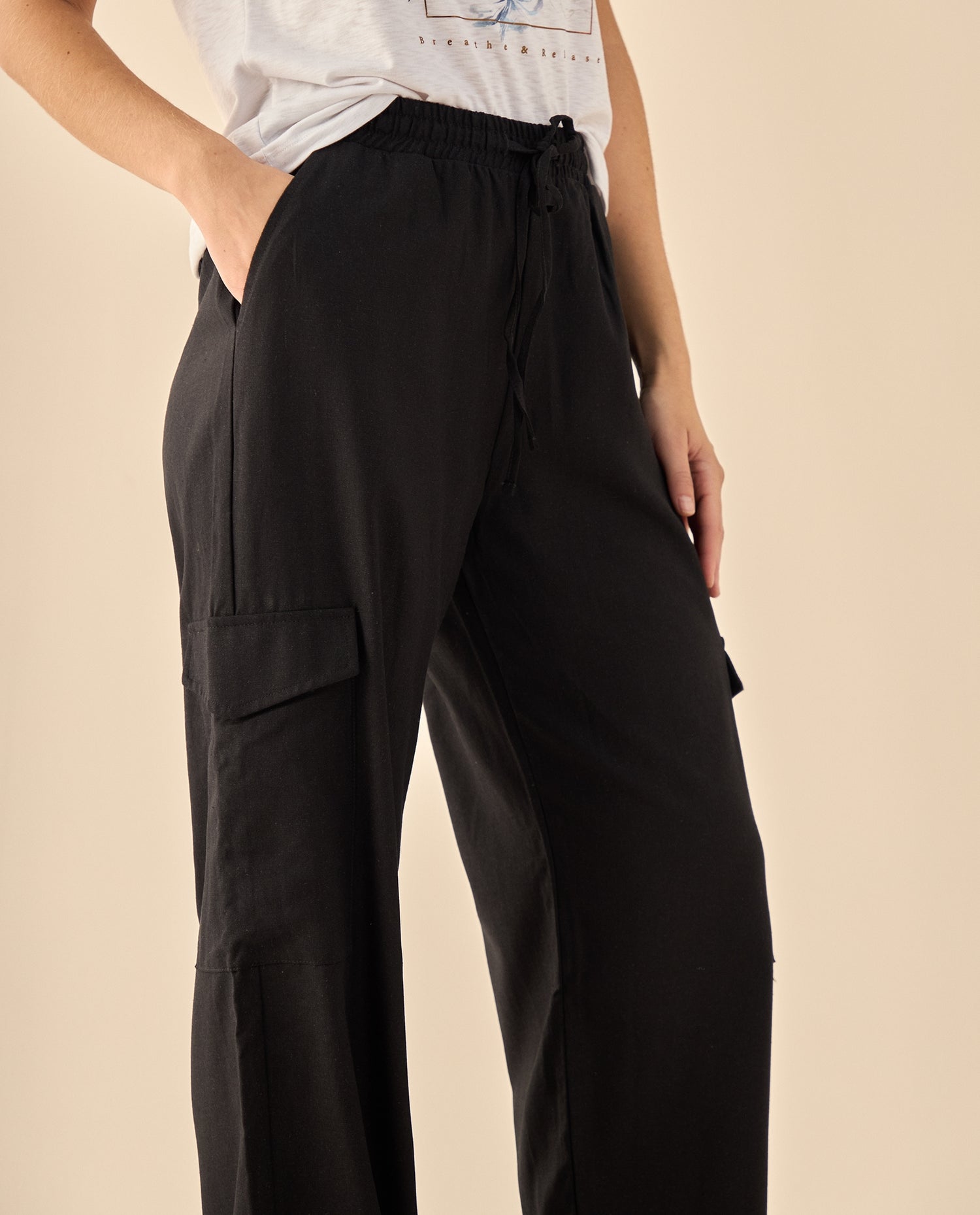 Pantalón Cargo con Cintura Elástica - Negro