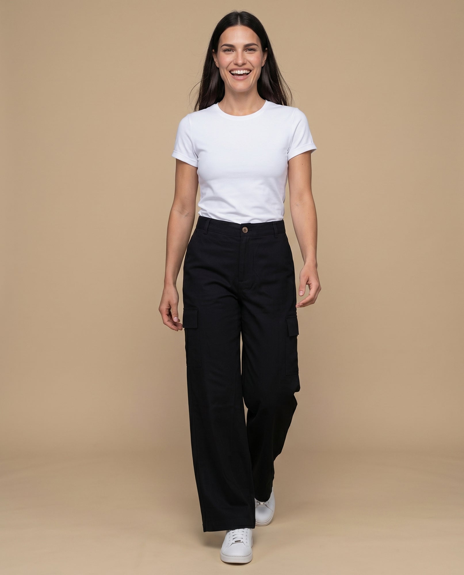 Pantalón cargo wide leg con bolsillos laterales para mujer - Negro 34_939G300_NEG190303_0