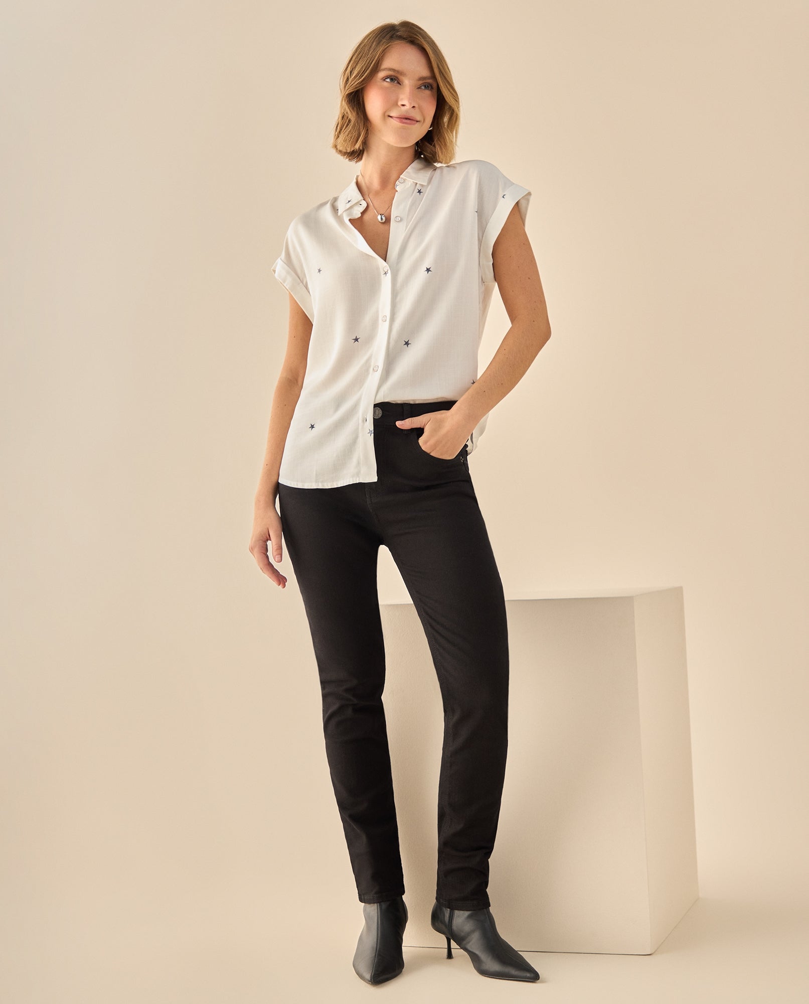 Jeans Skinny Tiro Alto con Stretch - Negro 34_972G303_NEG190303_0