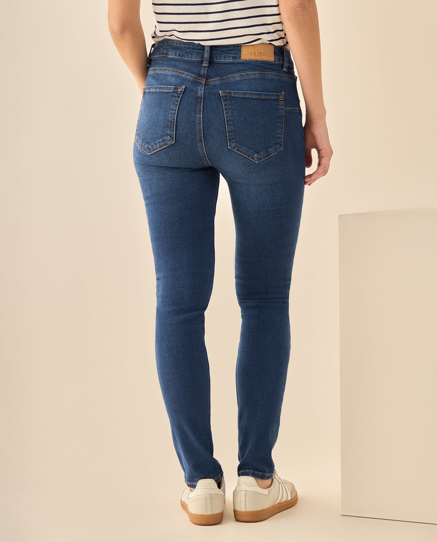 Jeans Skinny con Stretch Tiro Medio - Azul