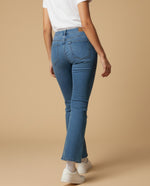 Jean boot cut con corte acampanado para mujer - Azul